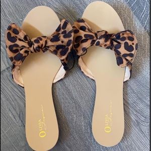 Cheetah print bow sandals